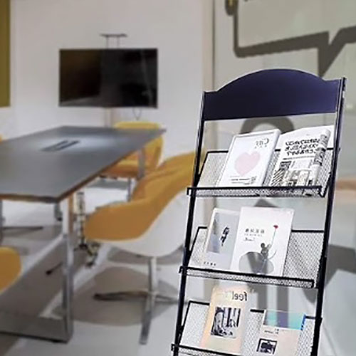 Les racks de magazines de plancher de bureau rendent votre vie plus de bon goût!